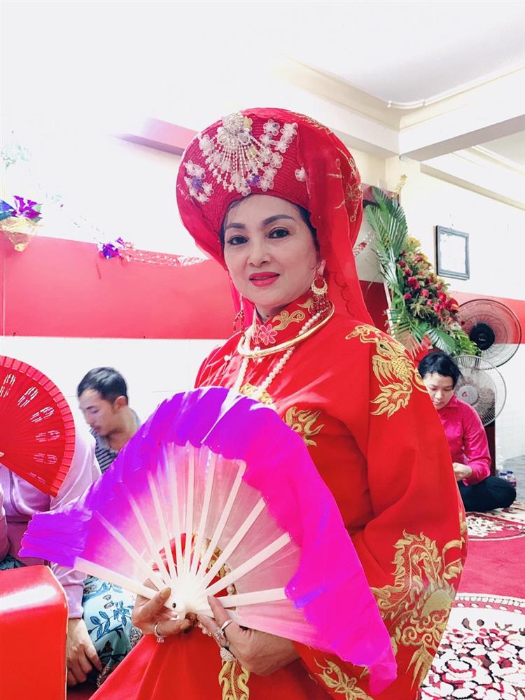 Đồng thầy Nguyễn Thị Ngự ( cô Chín) - hết lòng giúp đỡ mọi người về những việc tâm linh